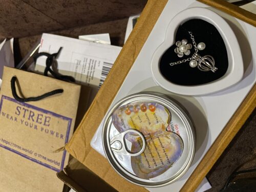 STREE REAL OYSTER PEARL SET(Earrings + Ring + Chain) photo review